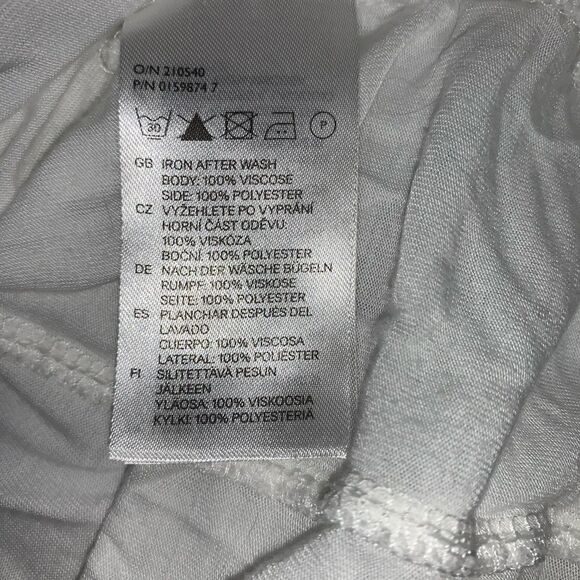 H&M Women’s Sheer Sleeve Top - Picture 6 of 6